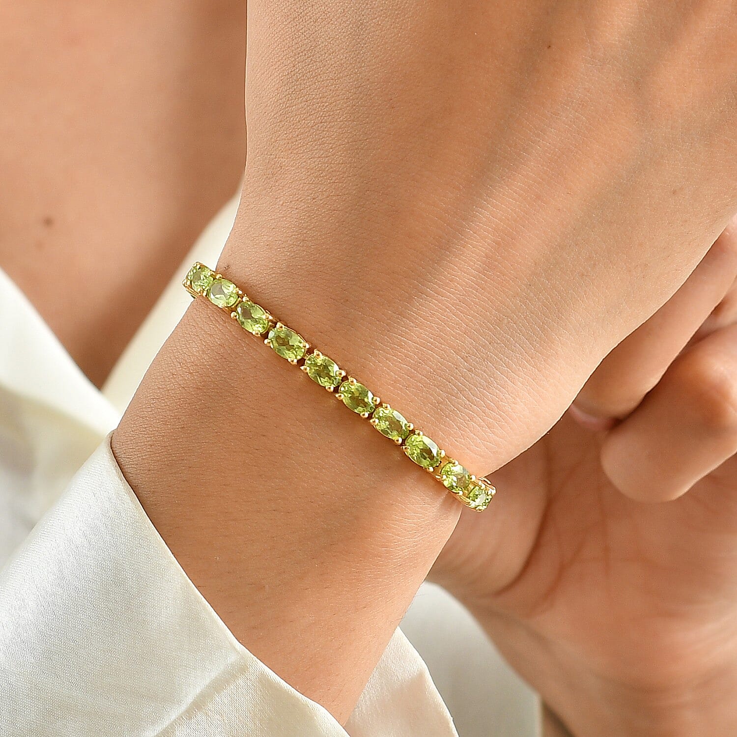 D'Joy Hebei Peridot 12.70 ctw Bracelet in 18K Vermeil Yellow Gold Over Sterling Silver (7.25 In)