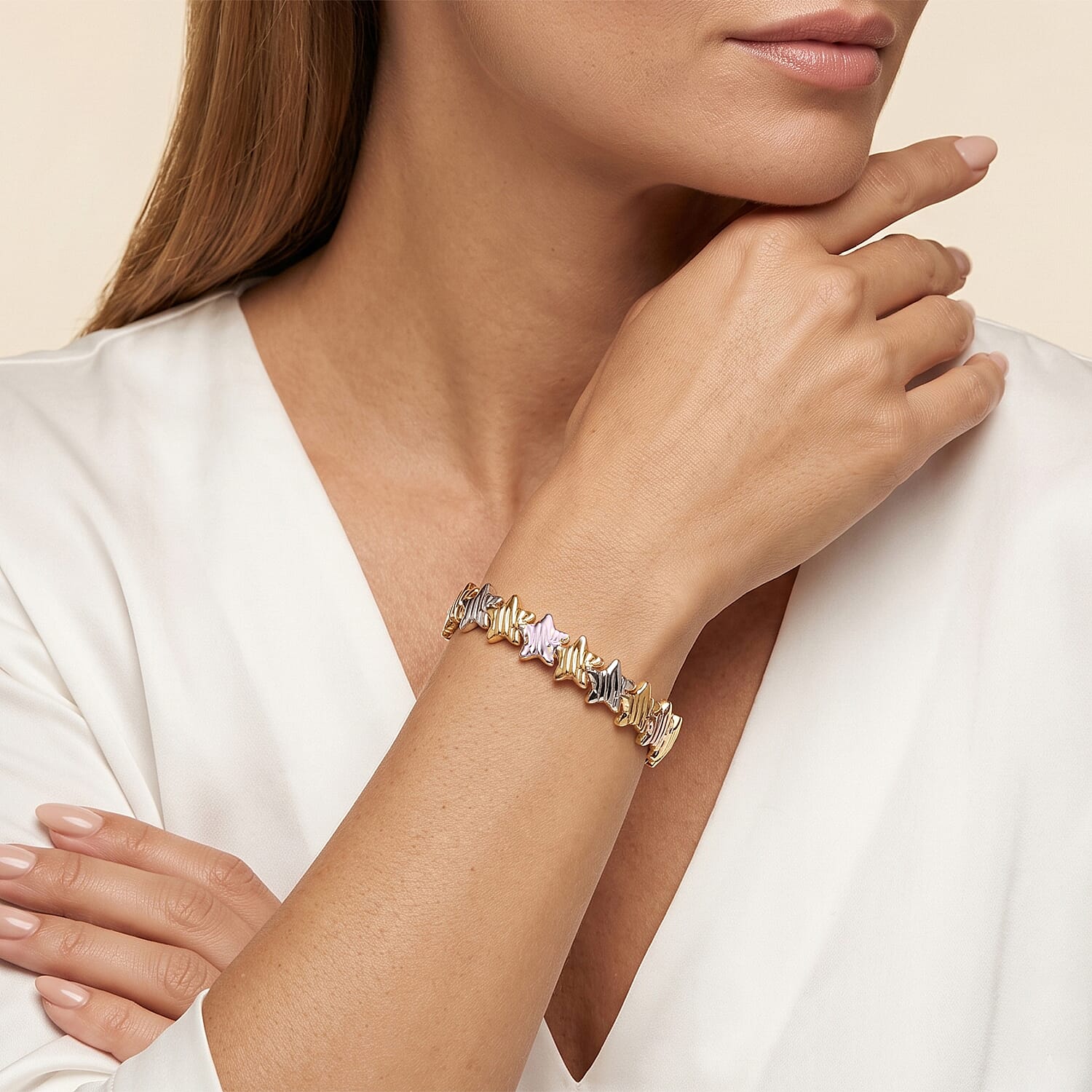 Trending Tri-Tone Star Link Bangle Bracelet in ION Plated YRG Stainless Steel (7.0 In)