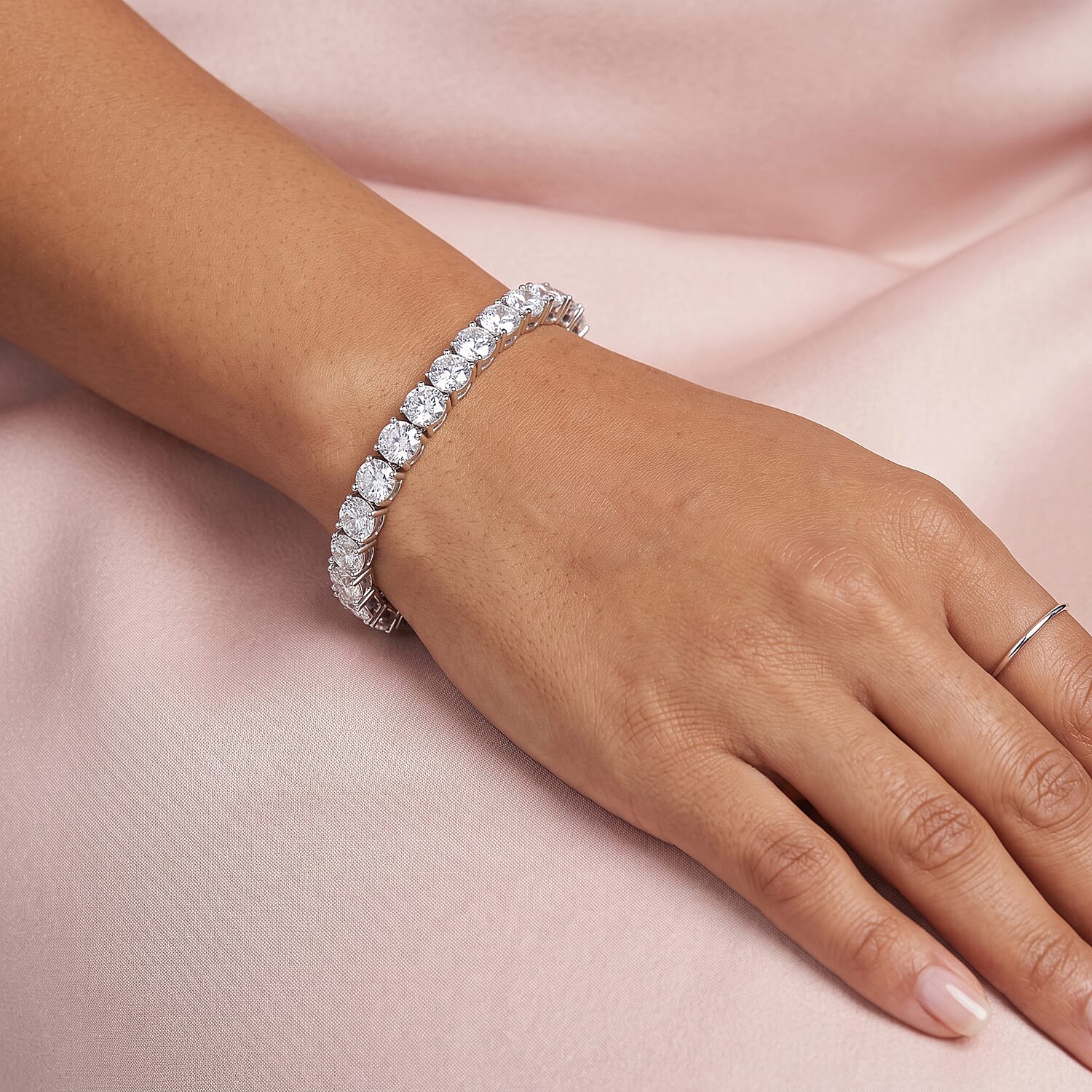 D'Joy Certified Moissanite (Rnd 5mm) (D, VS) Tennis Bracelet in Rhodium Over Sterling Silver (6.50 In) (Ships in 5-7 Days) 14.25 ctw