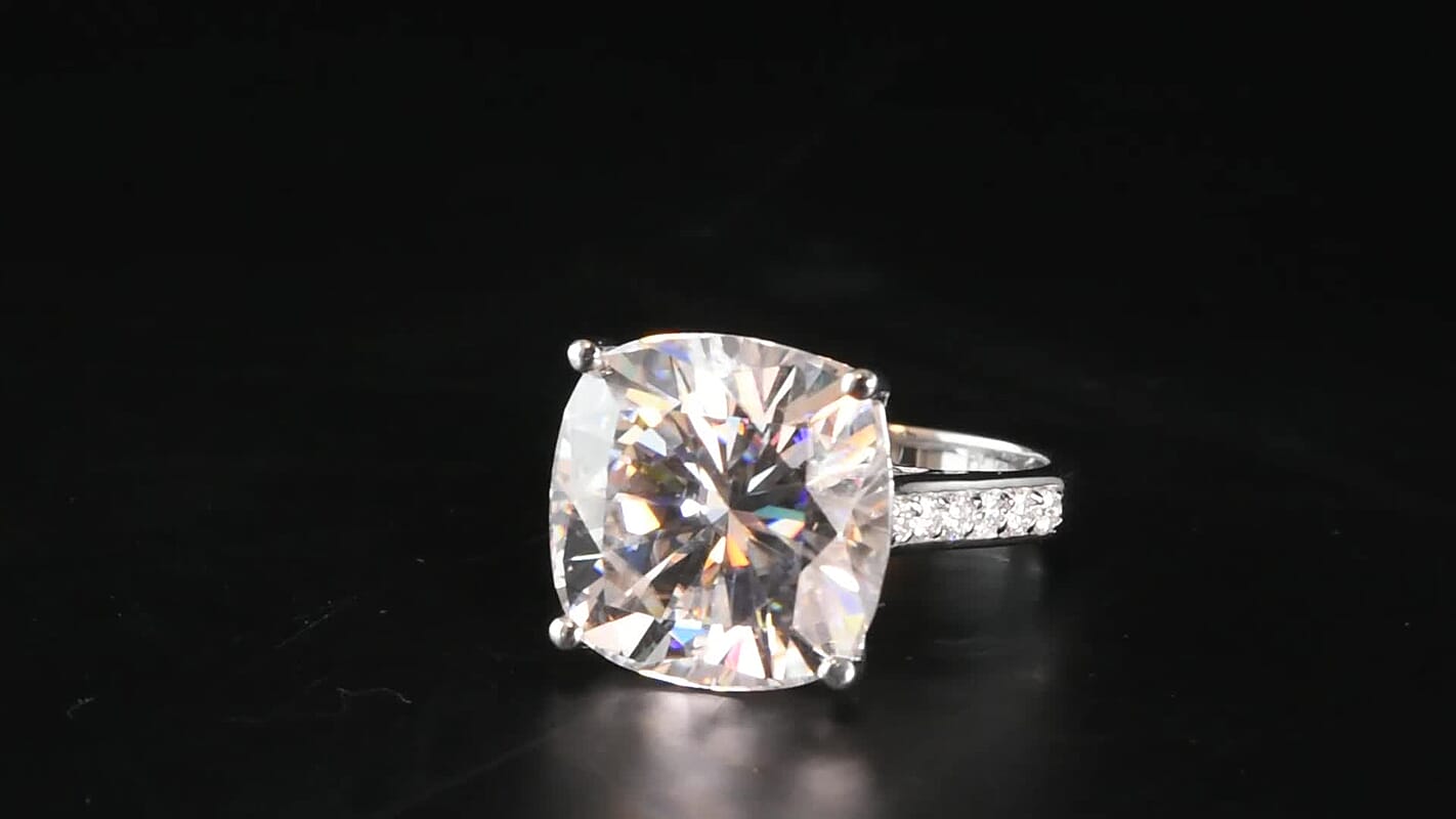 D'Joy Certified Moissanite Ring in Rhodium Over Sterling Silver (Size 10.0) 14.70 ctw