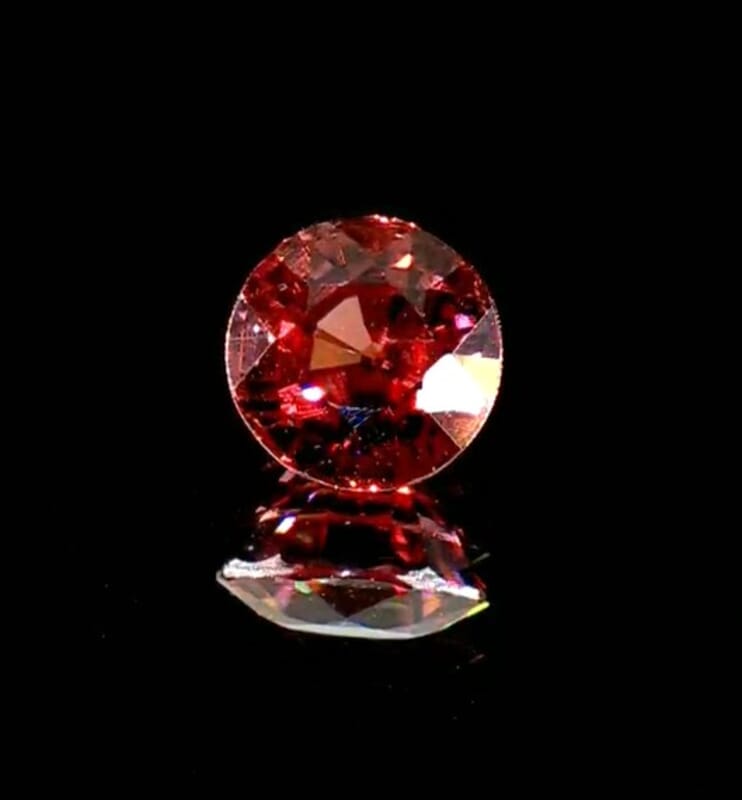 AAA Red Zircon (Rnd Free Size) 2.00 ctw