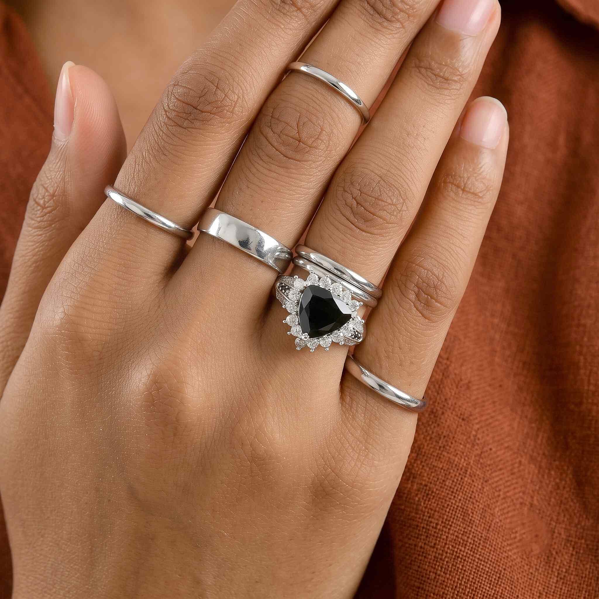 EverTrue Thai Black Spinel and White Zircon 5.30 ctw Trillion Majesty Ring in Platinum Bond (Size 6.0)