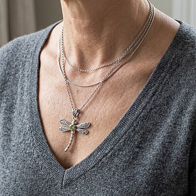 D'Joy Bali Legacy Hebei Peridot 0.30 ctw Dragonfly Pendant without Chain in Sterling Silver