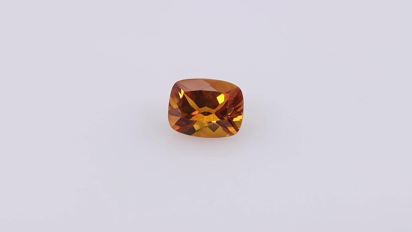 AA Santa Ana Madeira Citrine (Cush 9x7 mm) 2.78 ctw
