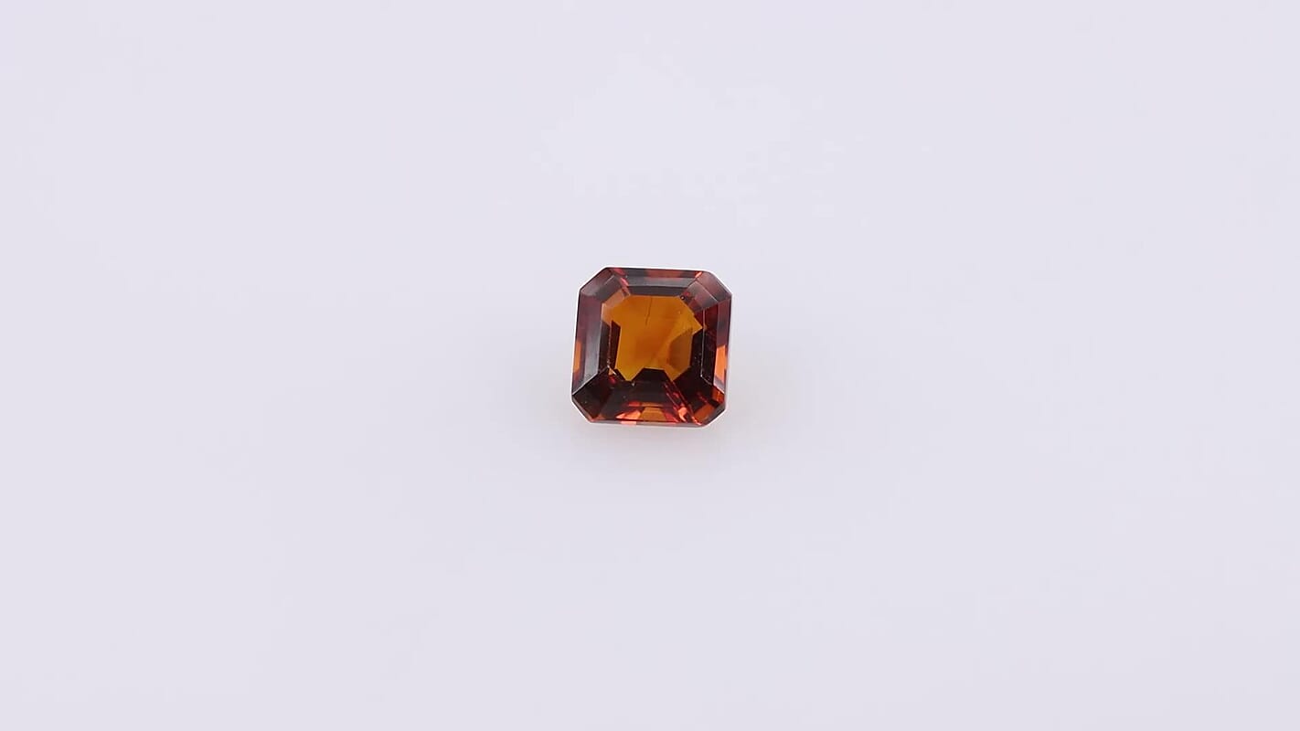 AA Santa Ana Madeira Citrine (Oct 6x6 mm) 1.30 ctw