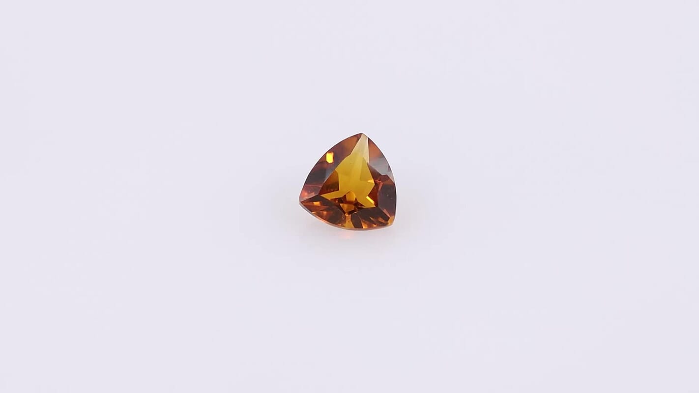 AA Santa Ana Madeira Citrine (Tril 7 mm) 0.87 ctw