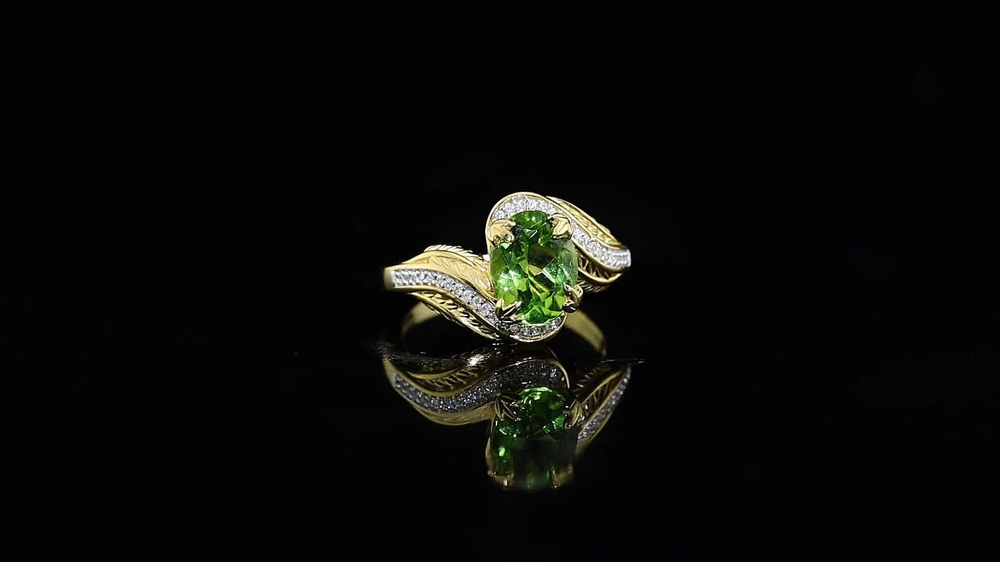 D''Joy Hebei Peridot and Moissanite 2.40 ctw Ring in 18K Vermeil Yellow Gold Over Sterling Silver (Size 10.0)