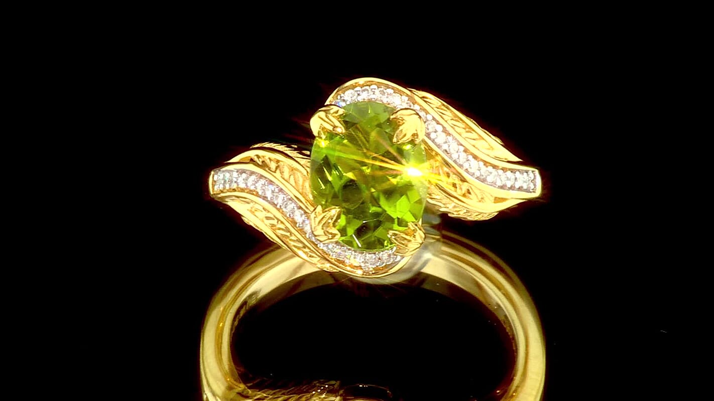 D''Joy Hebei Peridot and Moissanite 2.40 ctw Ring in 18K Vermeil Yellow Gold Over Sterling Silver (Size 10.0)