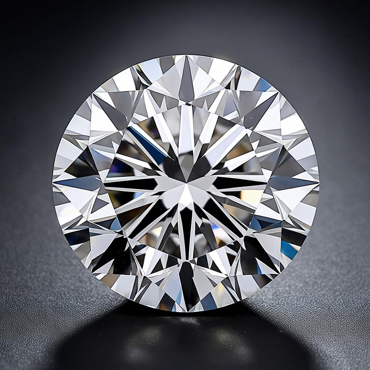 Diamond (D VVS2) (Rnd 5.2 mm) 0.52 ctw