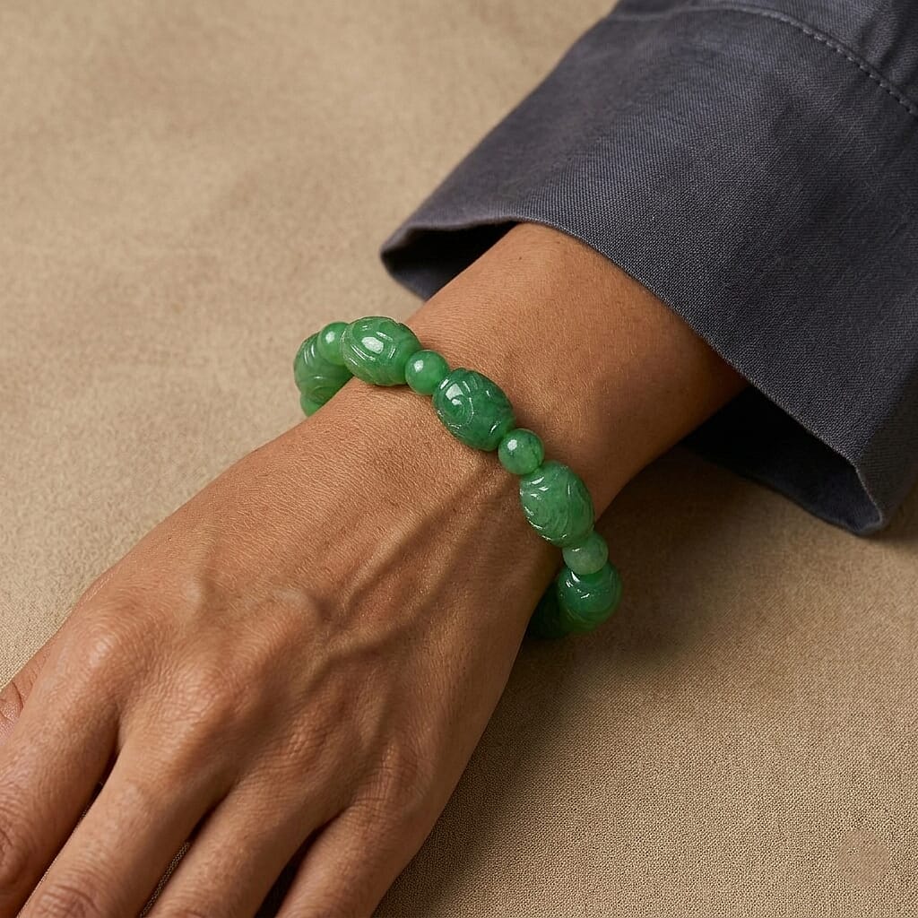 Green Jade (D) 110.00 ctw Beaded Stretch Bracelet