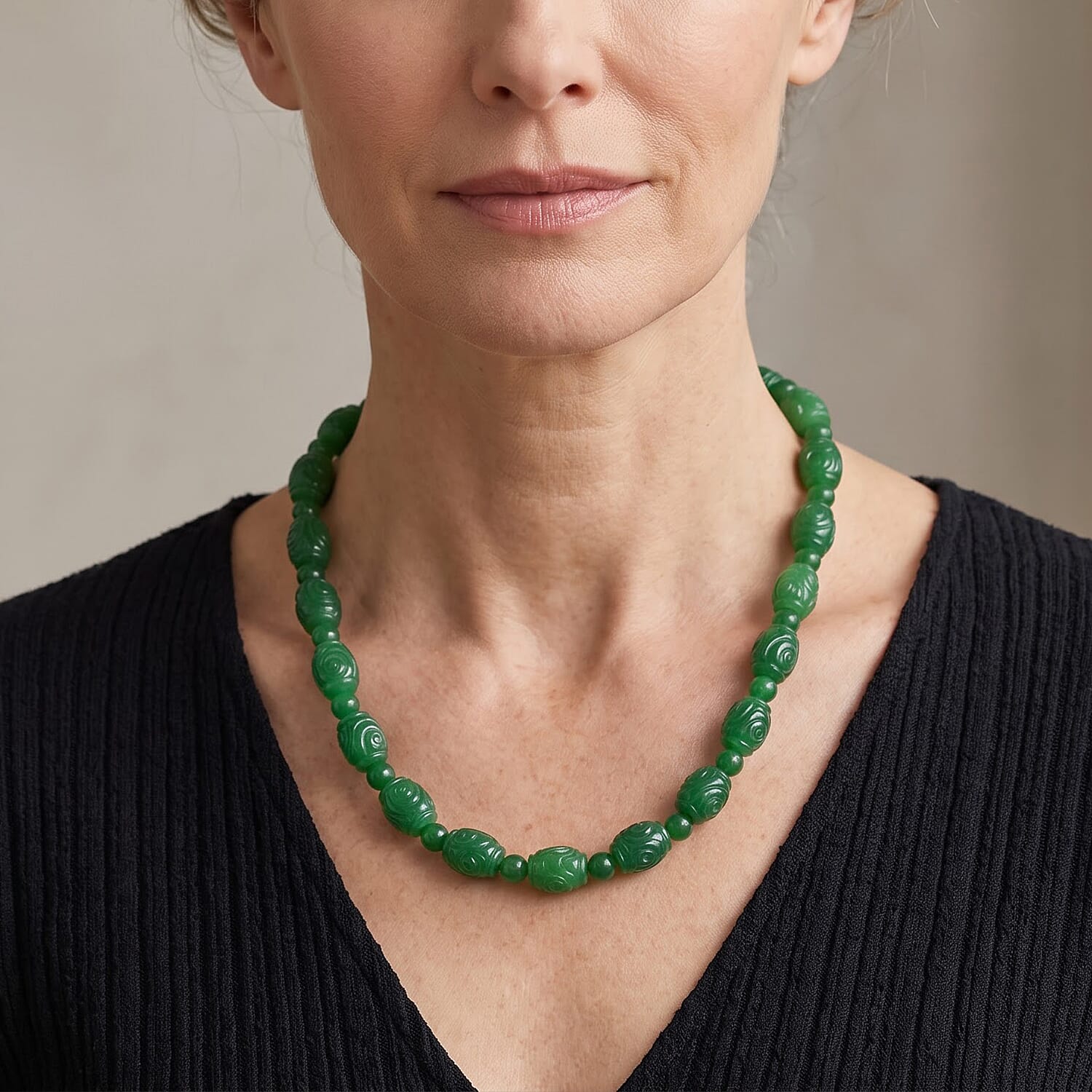 Green Jade 450.00 ctw Beaded Necklace (20 Inches) in Rhodium Over Sterling Silver