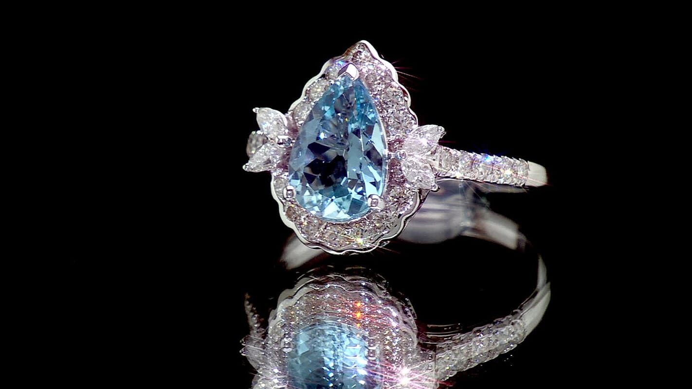 Certified & Appraised Luxoro 10K White Gold AAA Santa Maria Aquamarine, Diamond (I2) (0.65cts) Ring (Size 6.0) 2.35 ctw