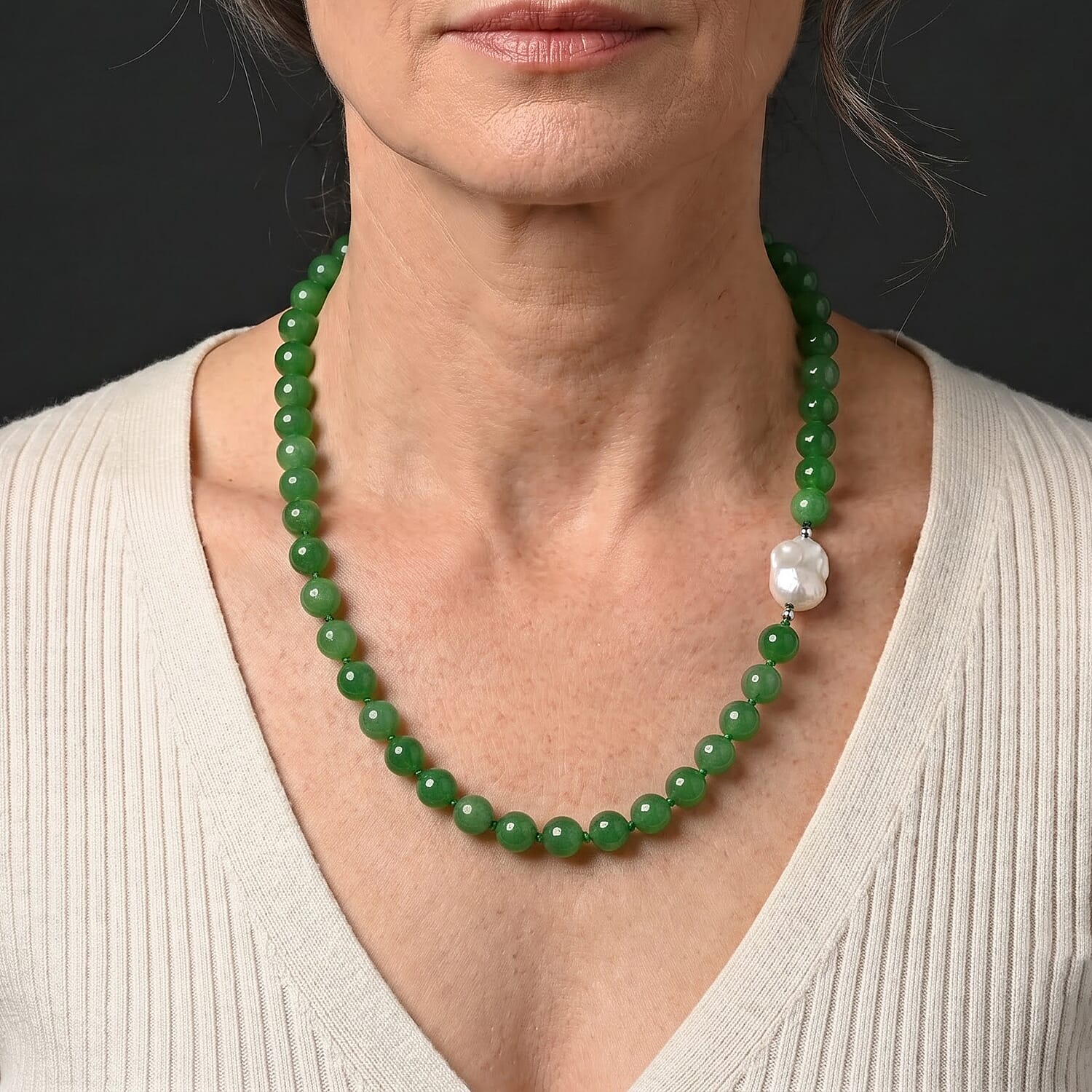 Green Jade(D) Beaded 320.00 ctw and White Baroque Pearl Necklace (20 Inches) in Rhodium Over Sterling Silver