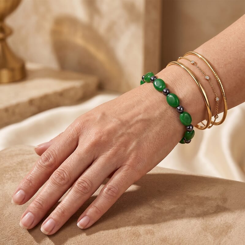 Verdant Green Jade(D) Droplet and Terahertz 100.00 ctw Beaded Stretch Bracelet