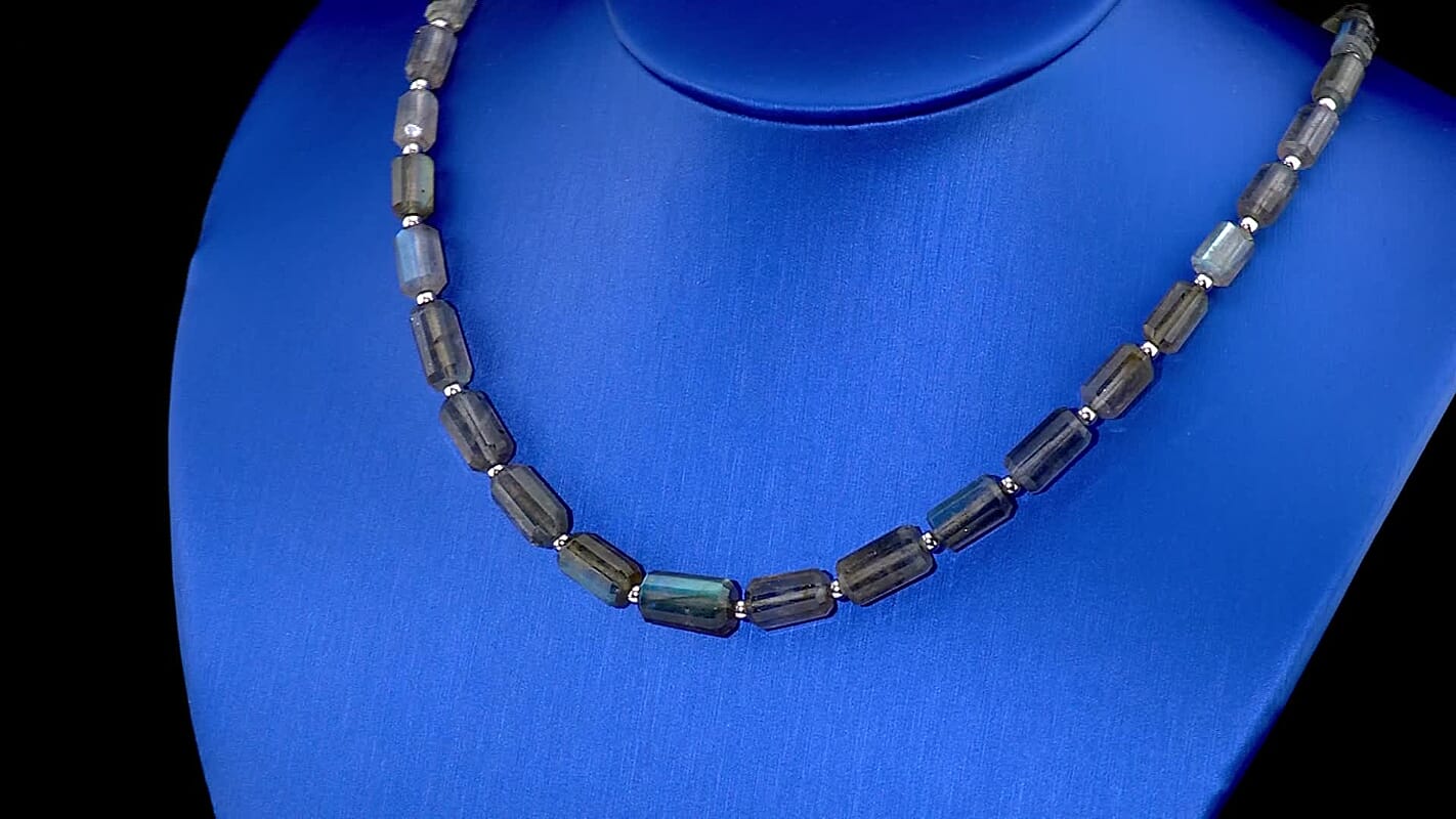 D''Joy Premium Malagasy Labradorite Necklace (18 Inches) in Rhodium Over Sterling Silver 140.00 ctw