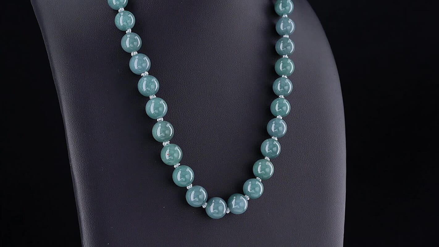 D''Joy Natural Olmec Jadeite 12-13mm Beaded Necklace (20 Inches) in Rhodium Over Sterling Silver 490.00 ctw