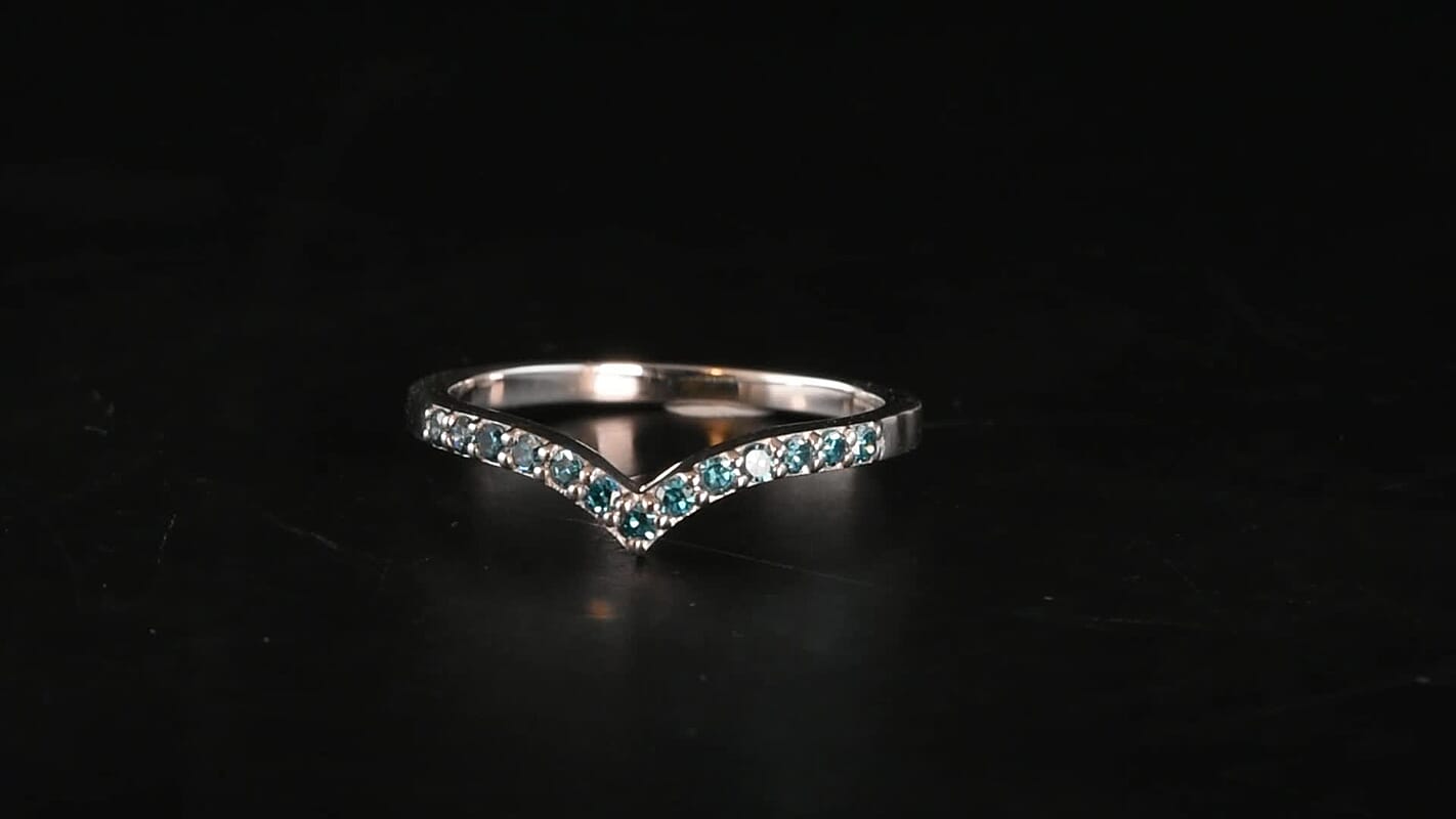 Luxuriant Lab Grown Blue Diamond (IR) SI 0.25 ctw Ring in Rhodium Over Sterling Silver (Size 5.0)