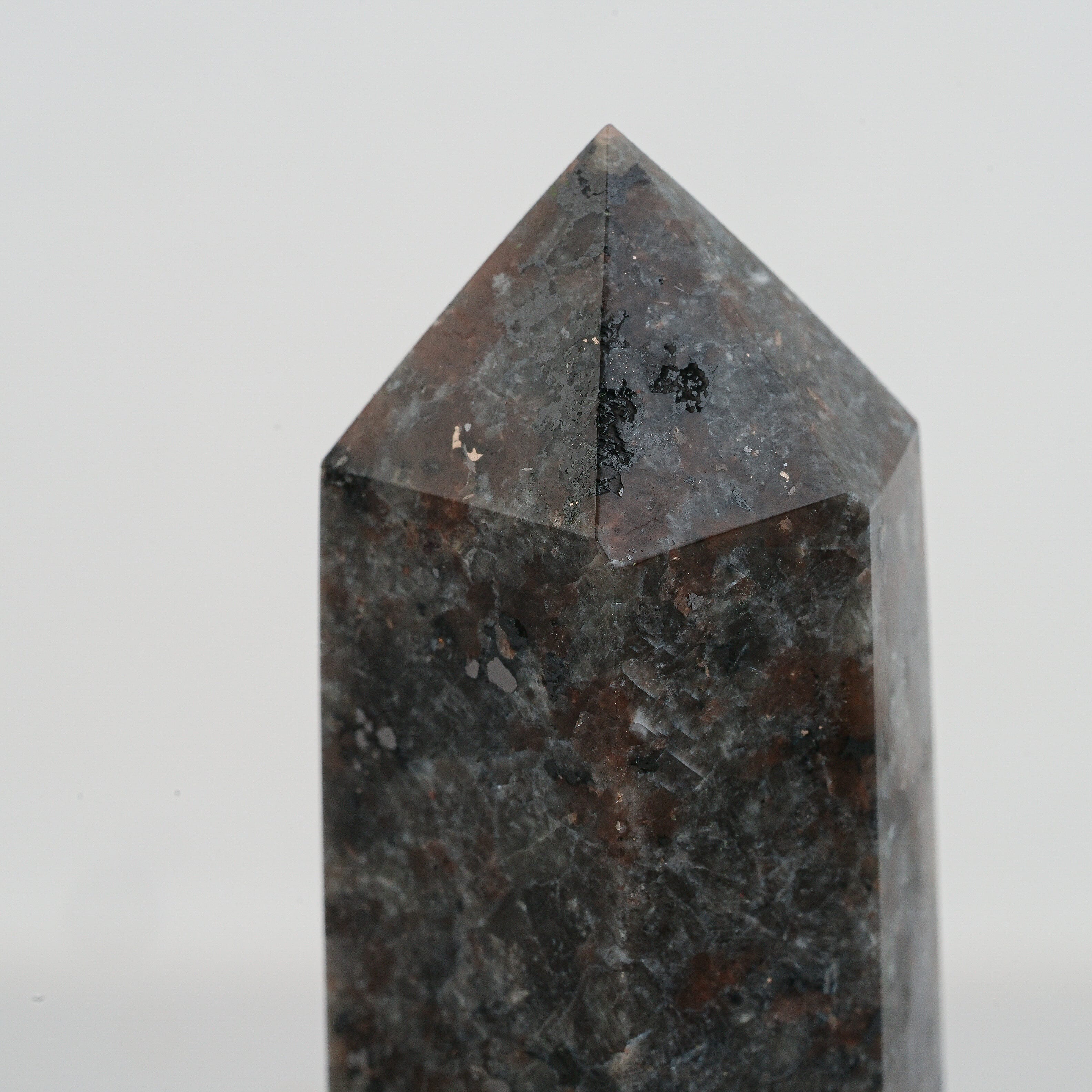Yooperlite Generator 3.5-4 Approx 420ctw