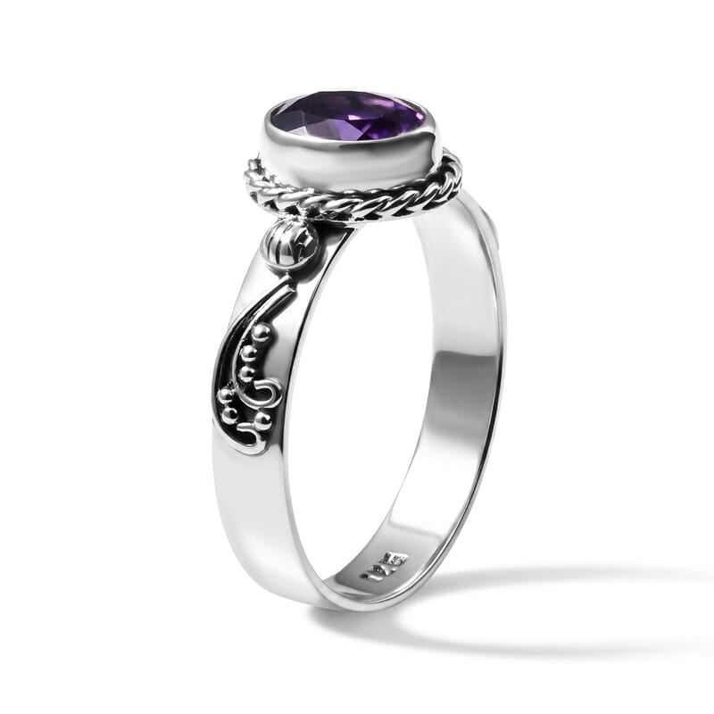 D'Joy Bali Legacy African Amethyst 1.15 ctw Ring in Sterling Silver (Size 5.0)