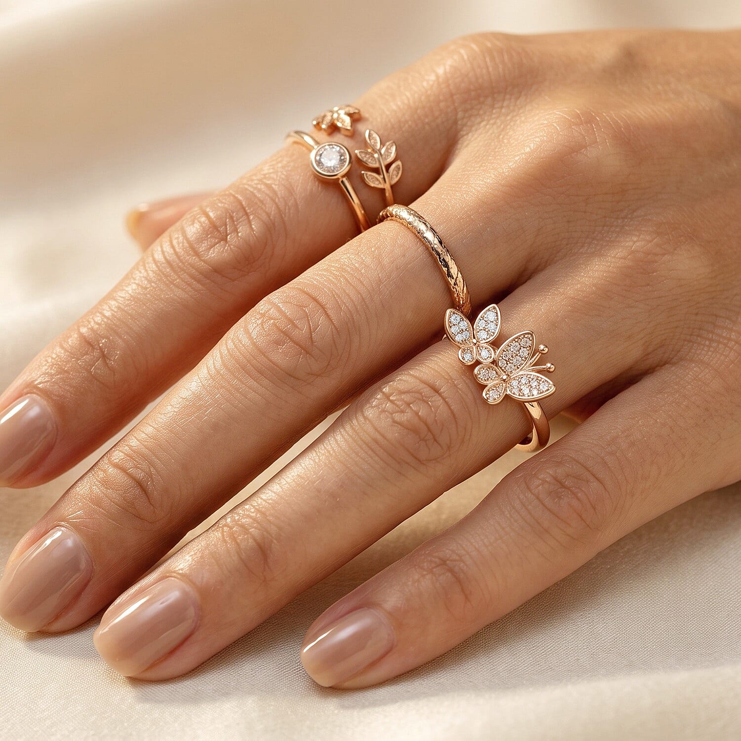 D'Joy Natural Pink and White Diamond 0.20 ctw Wings of Love Ring in 18K Vermeil Rose Gold Over Sterling Silver (Size 6.0)