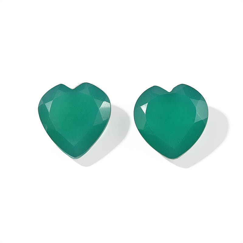 Green Onyx Set of 2 (Hrt 8 mm) 3.24 ctw
