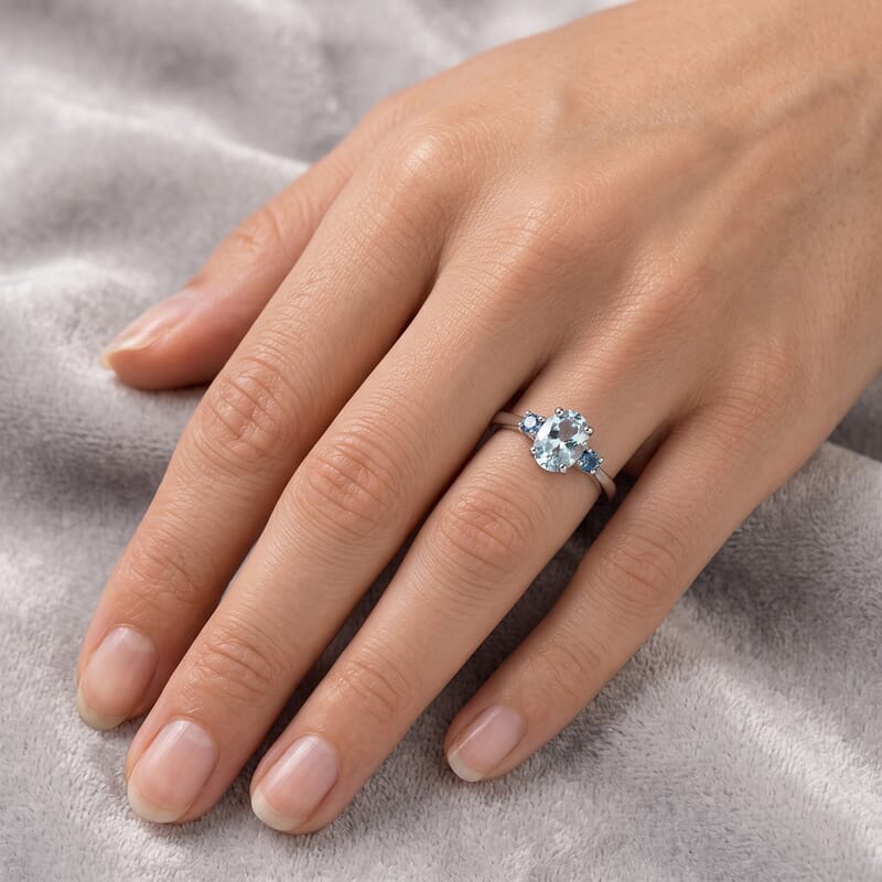 D'Joy Santa Maria Aquamarine and Lab Grown Blue Diamond (IR) (SI) 0.80 ctw Ice & Midnight Ring in Rhodium Over Sterling Silver (Size 5.0)