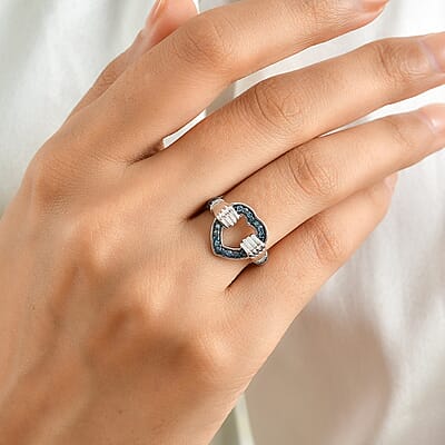 Luxuriant Lab Grown Blue Diamond (IR)(SI) 0.25 ctw Heart Ring in Rhodium Over Sterling Silver (Size 5.0)