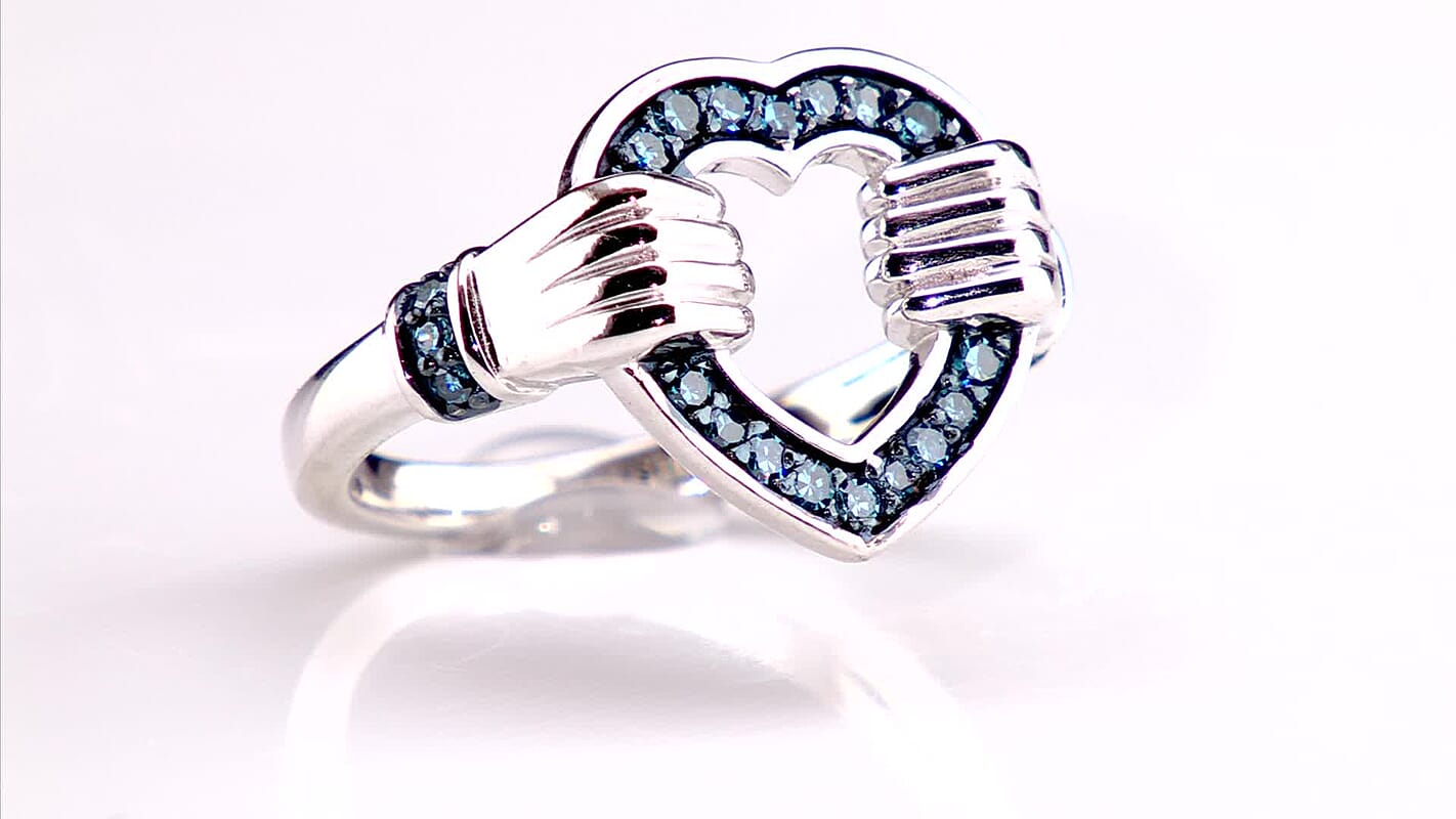 Luxuriant Lab Grown Blue Diamond (IR)(SI) 0.25 ctw Heart Ring in Rhodium Over Sterling Silver (Size 10.0)