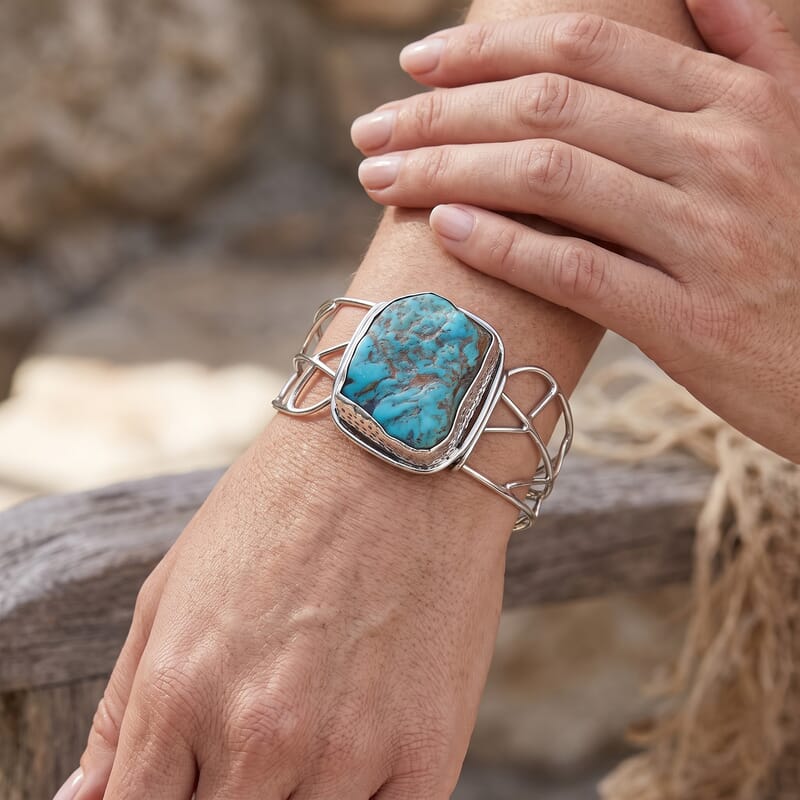 D'Joy Artisan Crafted Royal Hubei Turquoise 56.40 ctw Cuff Bangle Bracelet in Sterling Silver (7.25 In)