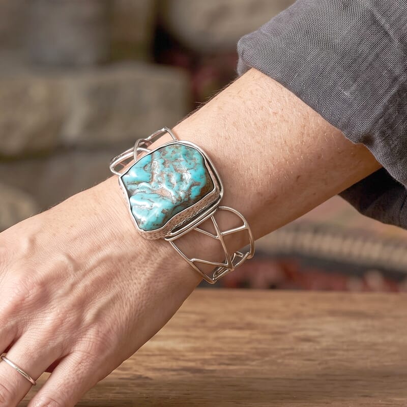 D'Joy Artisan Crafted Royal Hubei Turquoise 56.40 ctw Cuff Bangle Bracelet in Sterling Silver (7.25 In)