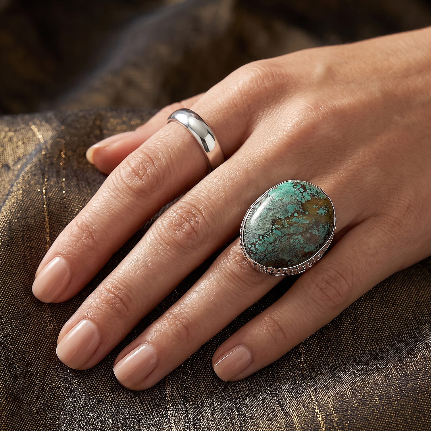 D'Joy Artisan Crafted Royal Hubei Blue Turquoise 49.80 ctw Ring in Sterling Silver (Size 7.0)