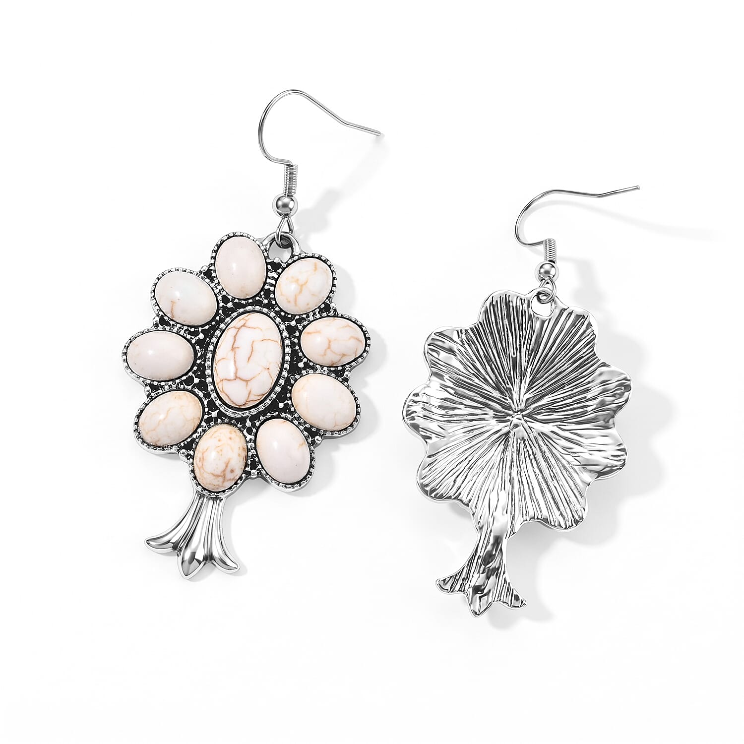 Blue Howlite 25.00 ctw Classic Southwestern Earrings in Silvertone