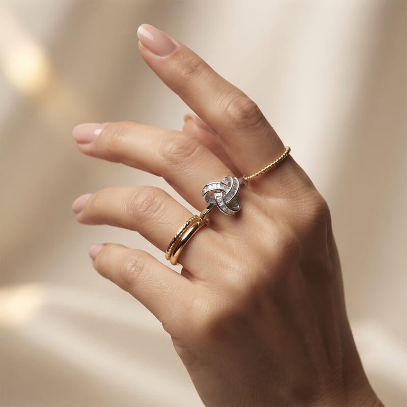 D'Joy Diamond 0.25 ctw Bond Collection Ring in Rhodium Over Sterling Silver (Size 6.0)