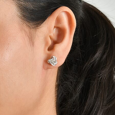 White Diamond - Product card gallery slide 2 (10298035077433)