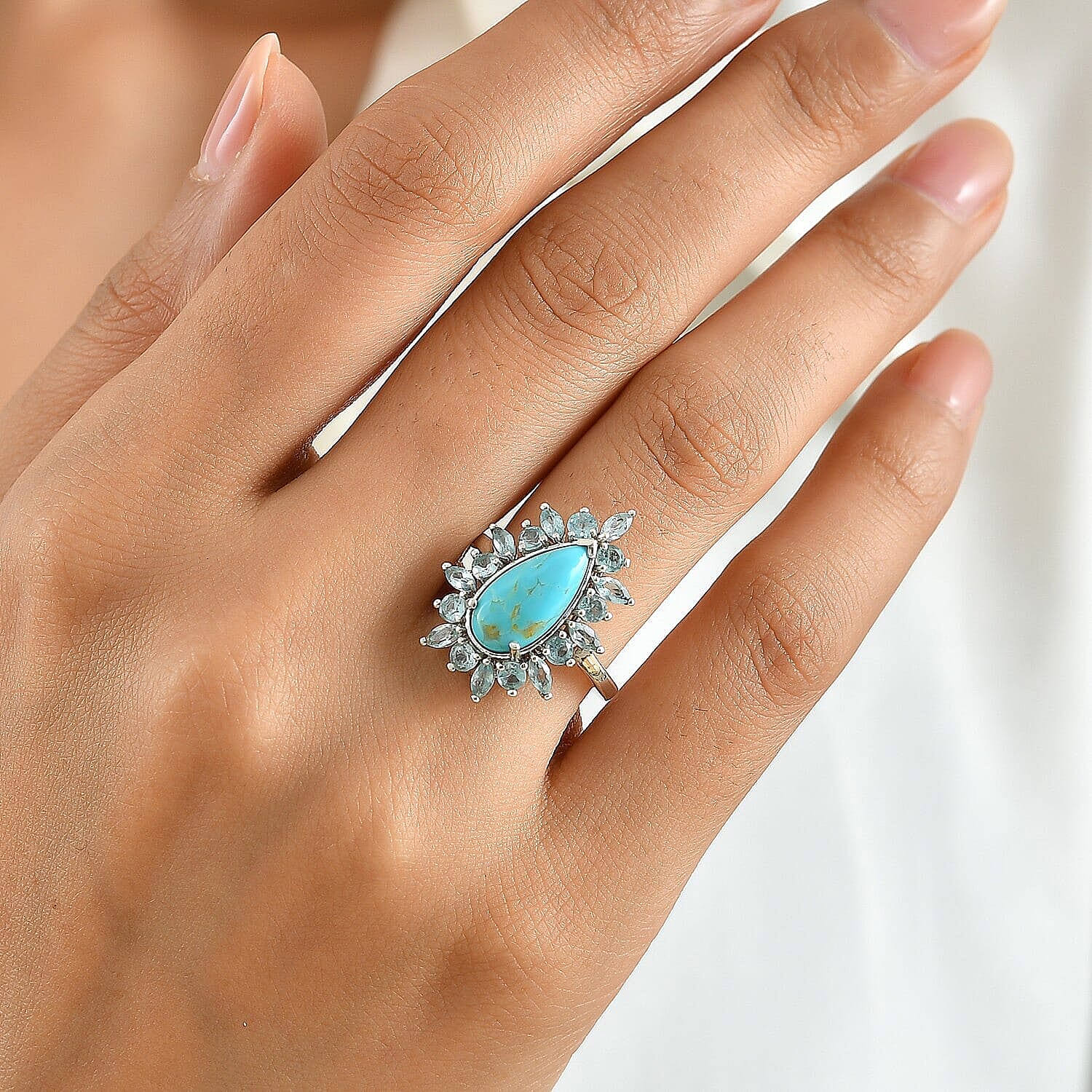 D'Joy Sonoran Turquoise and Lagoon Apatite 4.20 ctw Floral Spray Ring in Rhodium Over Sterling Silver (Size 5.0)