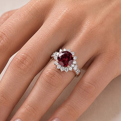 Certified and Appraised AAA Tanzanian Mahenge Garnet and Luxuriant Lab Grown Diamond G-H SI 3.50 ctw Ring in 10K Rose Gold (Size  5.0)