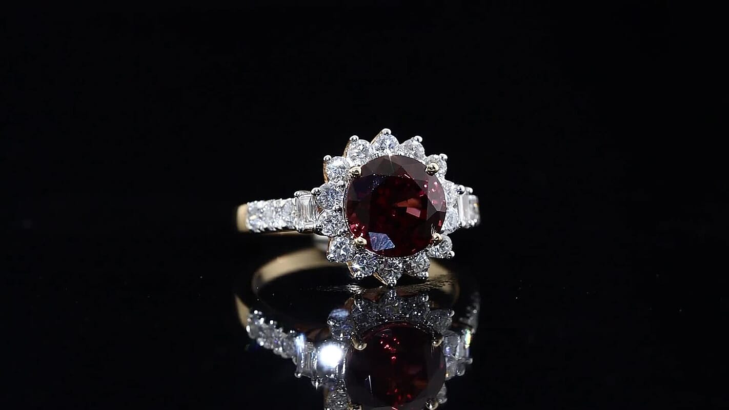 Certified and Appraised 10K Rose Gold AAA Tanzanian Raspberry Garnet, Luxuriant Lab Grown Diamond (G-H, SI) (0.75cts) Ring (Size 10.0) 3.50 ctw