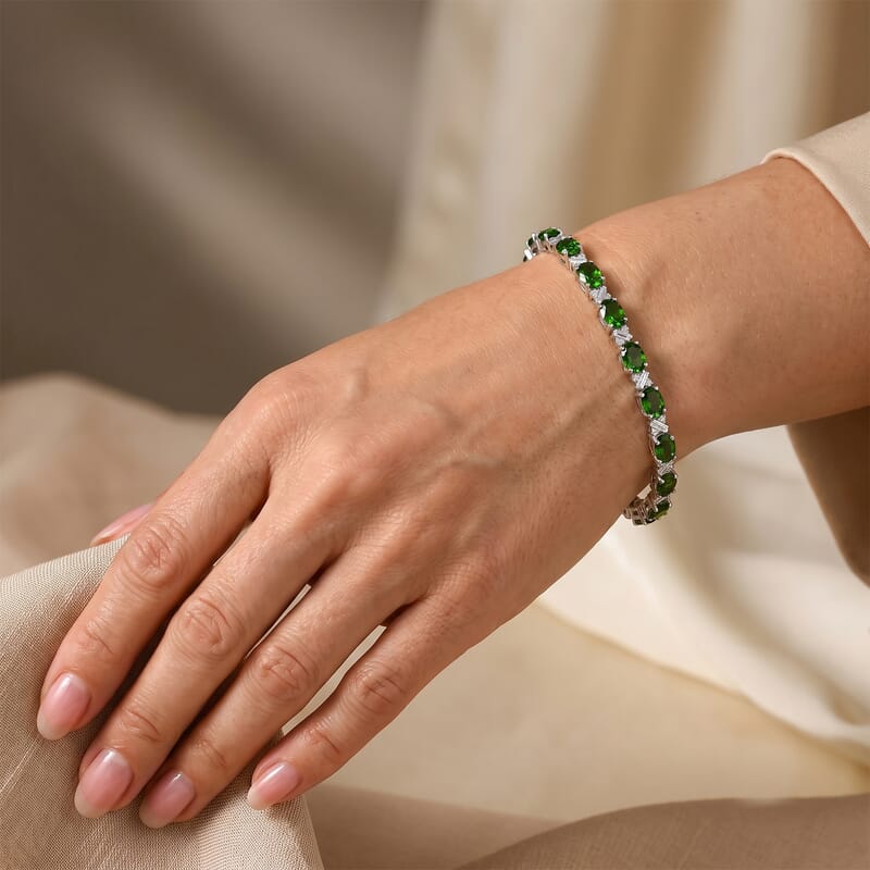 D'Joy Premium Chrome Diopside and Moissanite 10.60 ctw Infinity Bracelet in Rhodium Over Sterling Silver (8.00 In)