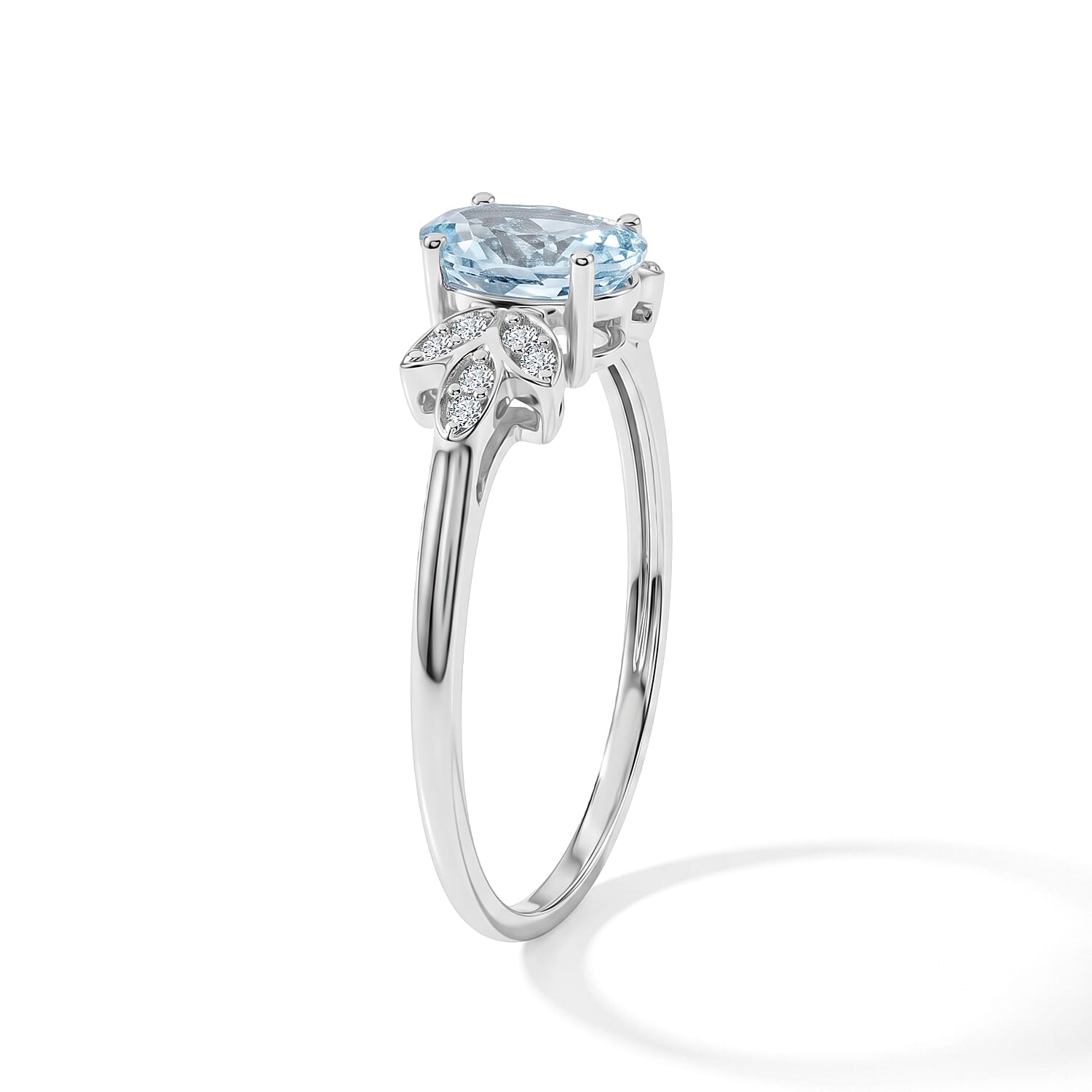 Blue Topaz and Simulated Diamond 0.96 ctw Ring in Sterling Silver (Size 7.0)