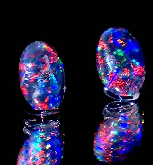 AAAA Australian Opal (Ovl 8x6mm) 1.50 ctw