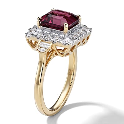 Certified & Appraised AAA Malawi Magenta Garnet and Luxuriant Lab Grown Diamond G-H SI 4.90 ctw Ring in 10K Yellow Gold (Size 6.0)