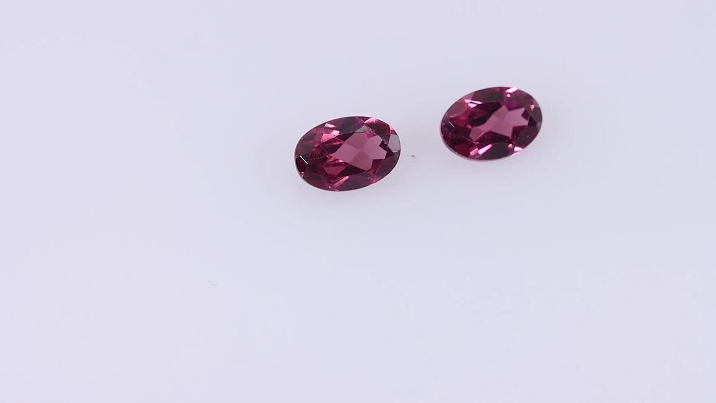 AA Orissa Rose Garnet Set of 2 (Ovl 6x4 mm) 0.88 ctw