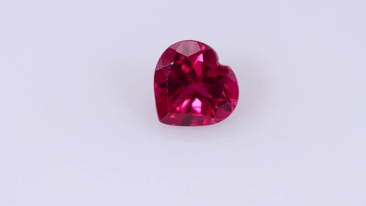Lab Created Ruby (Hrt 10 mm) 3.60 ctw