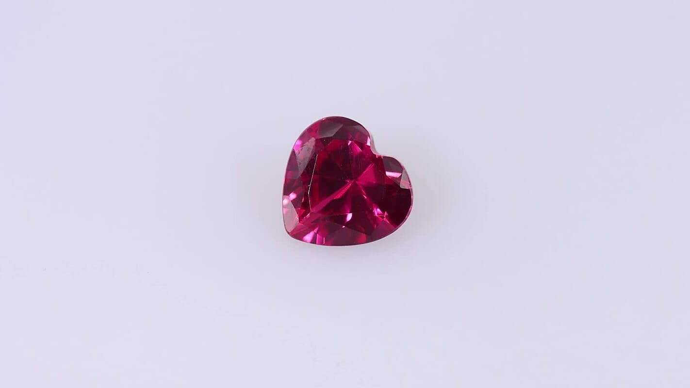 Lab Created Ruby (Hrt 8 mm) 1.89 ctw