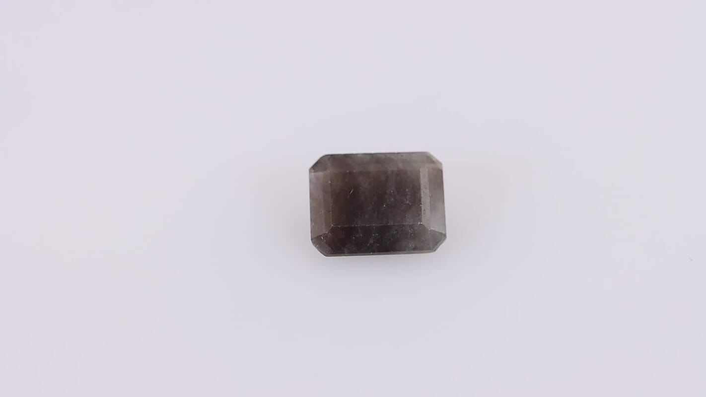 Silver Sapphire (Oct 9x7 mm) 2.59 ctw