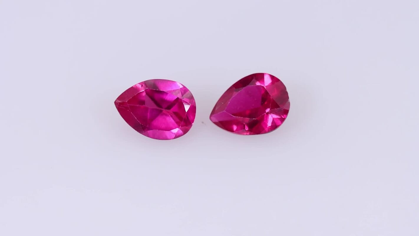 Lab Created Ruby Set of 2 (Pear 8x6 mm) 2.20 ctw