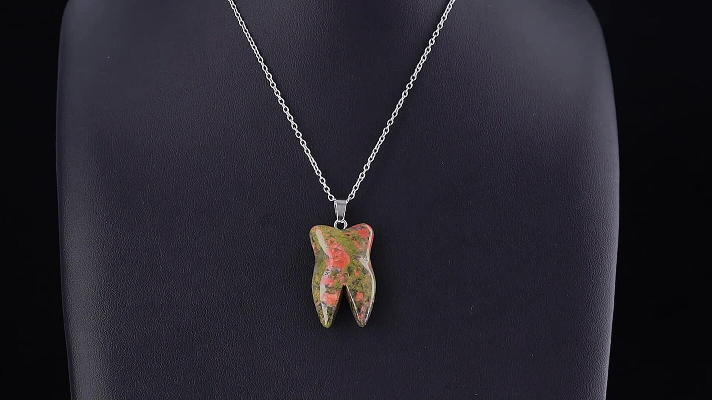 Yellow Jade 45.00 ctw Tooth Pendant Necklace in Stainless Steel (20 inches)