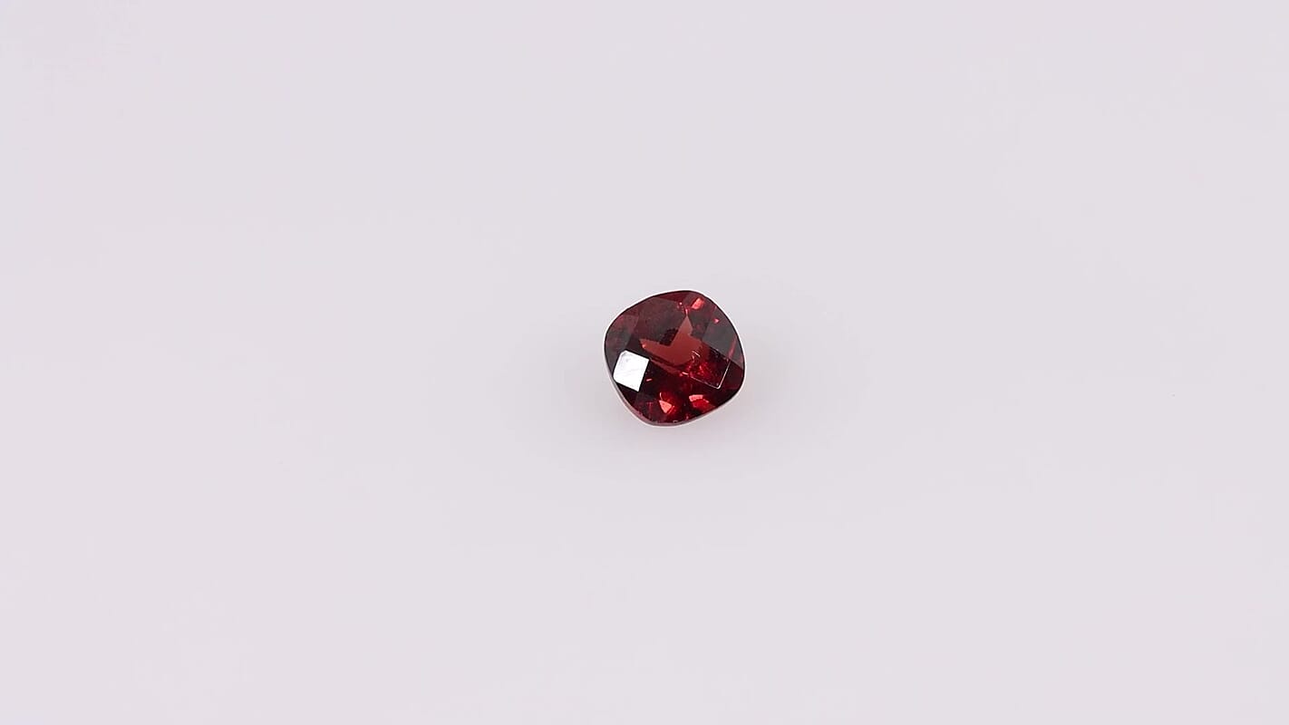 AA Red Garnet (Cush 5x5 mm) 0.53 ctw