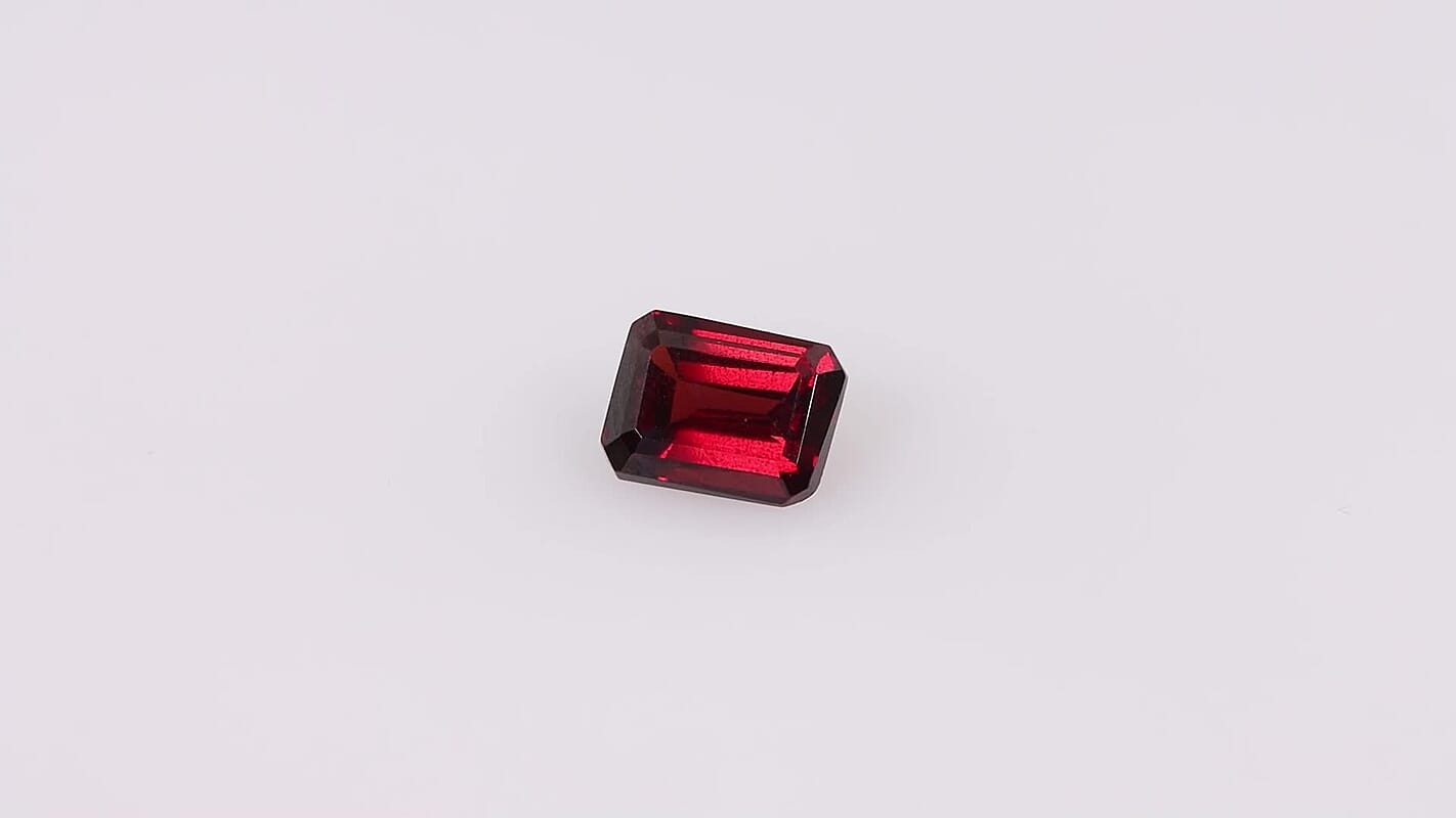 Red Garnet (Oct 8x6 mm) 1.76 ctw
