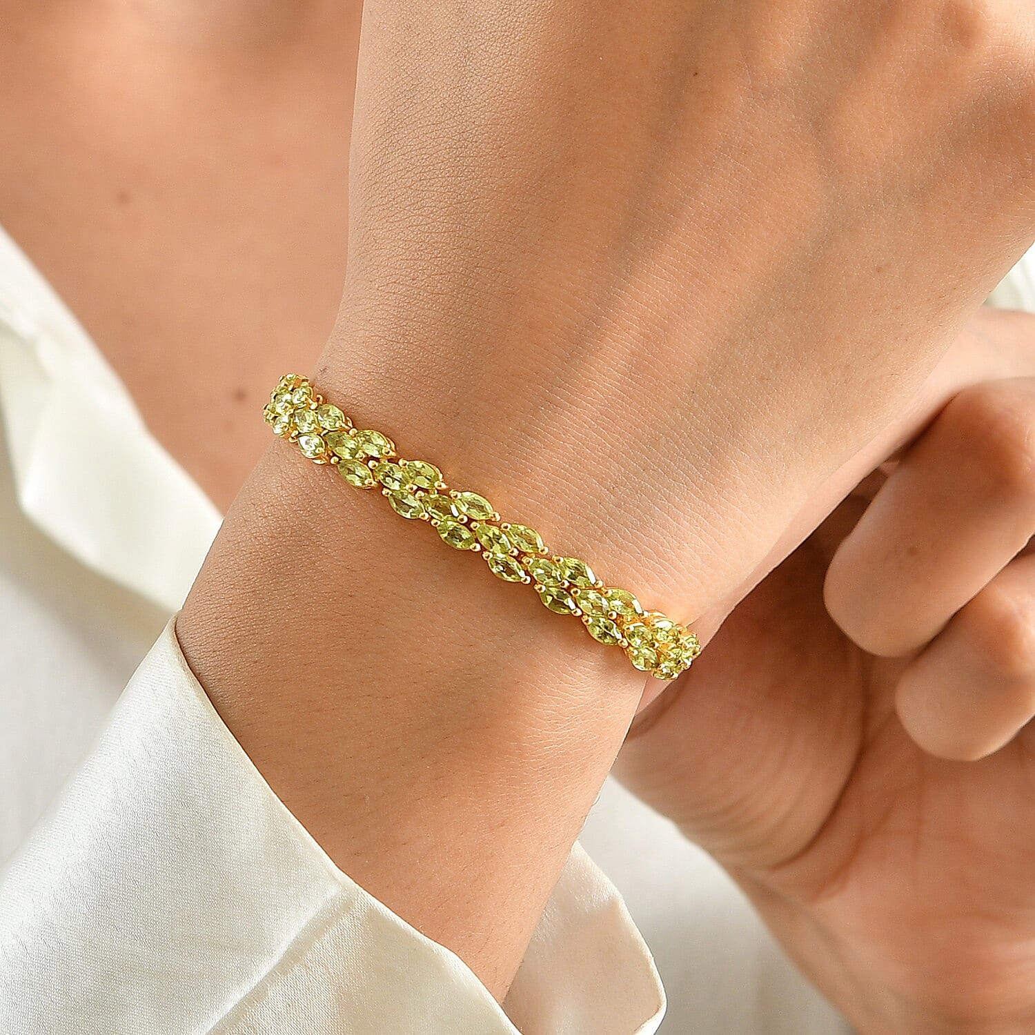EverTrue Hebei Peridot 11.75 ctw Whispering Vine Bracelet in 18K YG Plated (6.50 In)